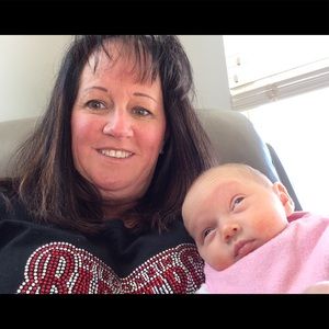 Meet your Posher, Cynthia